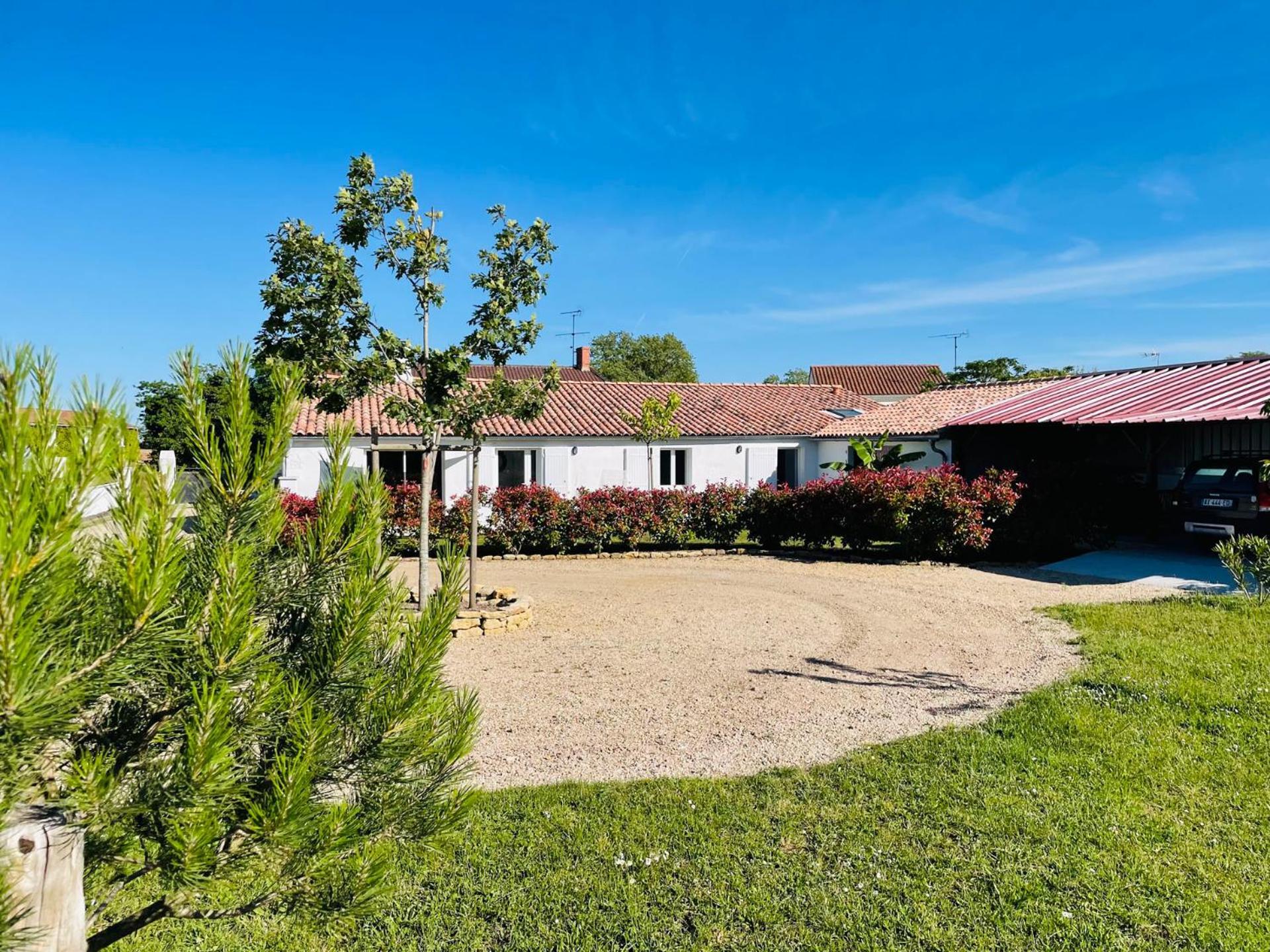Holiday home De Caractere A Moins De 10min Des Plages